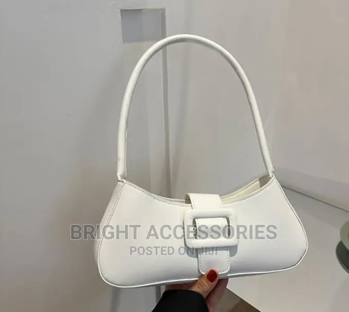 Quality Handbags/Pochi