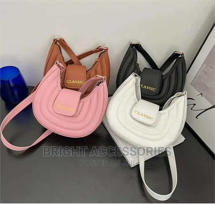 Quality Handbags/Pochi