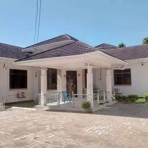 3bdrm House in Ununio Beach, Kinondoni for sale
