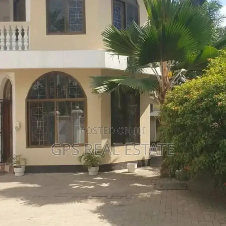 4bdrm House in Mikochen B, Kinondoni for sale