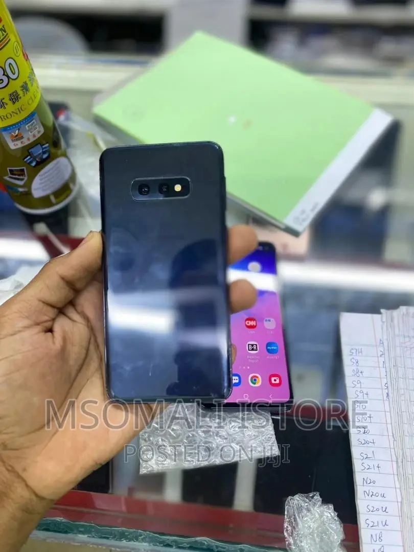 Samsung Galaxy S10e 128 GB Black