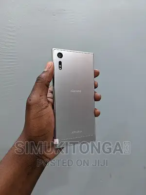 Sony Xperia XZs 64 GB Rose Gold