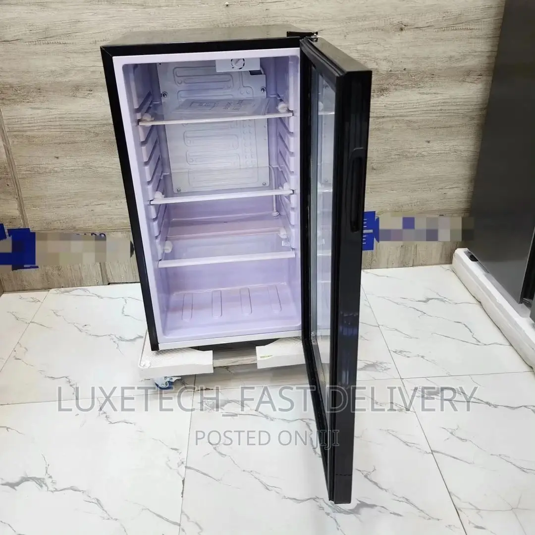 Mr UK Showcase Fridge 92 Litres Super Cooling