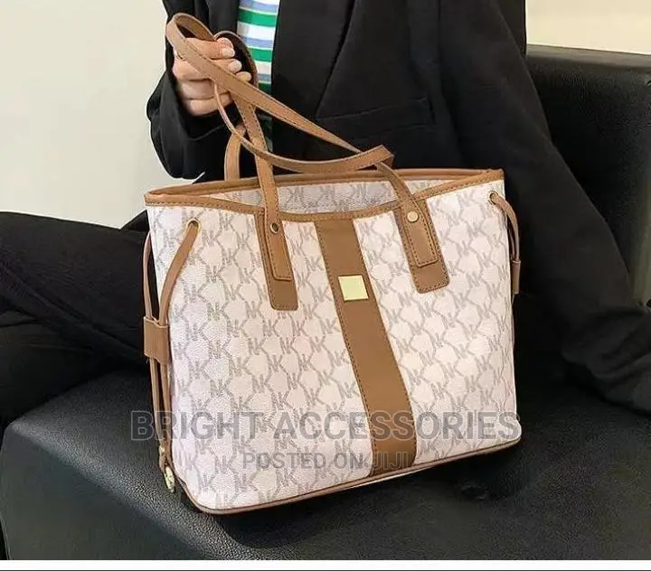 Pochi Kubwa/Handbags