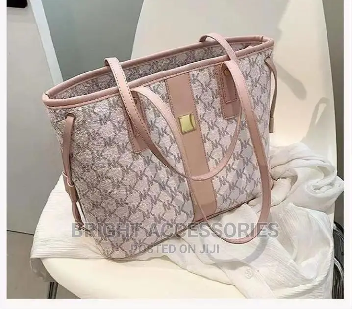 Pochi Kubwa/Handbags