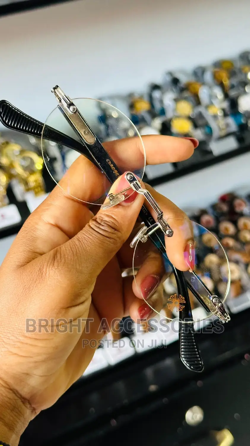 Miwani Inafaaa Kuweka Lens