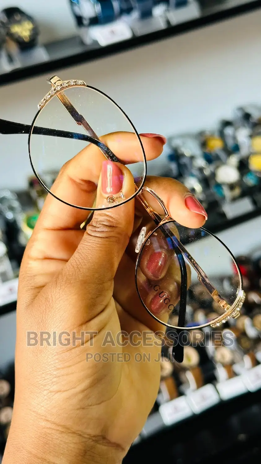 Miwani Inafaaa Kuweka Lens