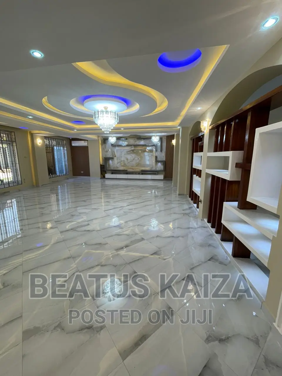6bdrm Block of Flats in Mbezi Beach for sale
