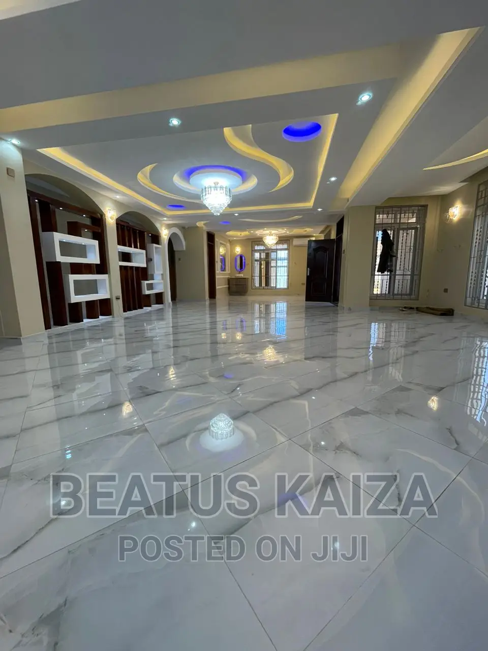 6bdrm Block of Flats in Mbezi Beach for sale