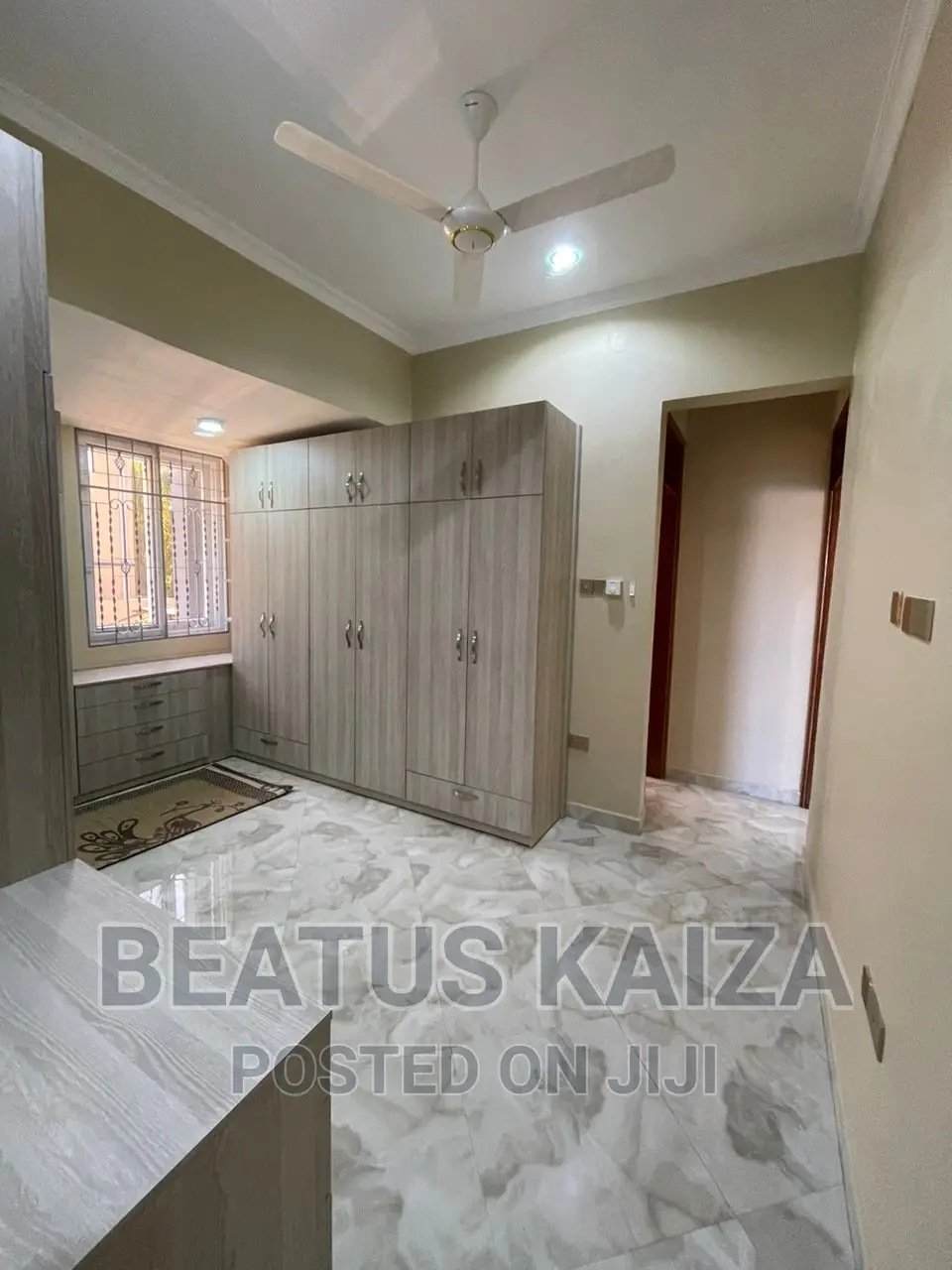 6bdrm Block of Flats in Mbezi Beach for sale
