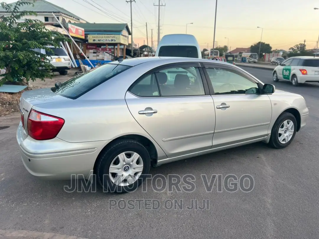 Toyota Premio 2002 Silver