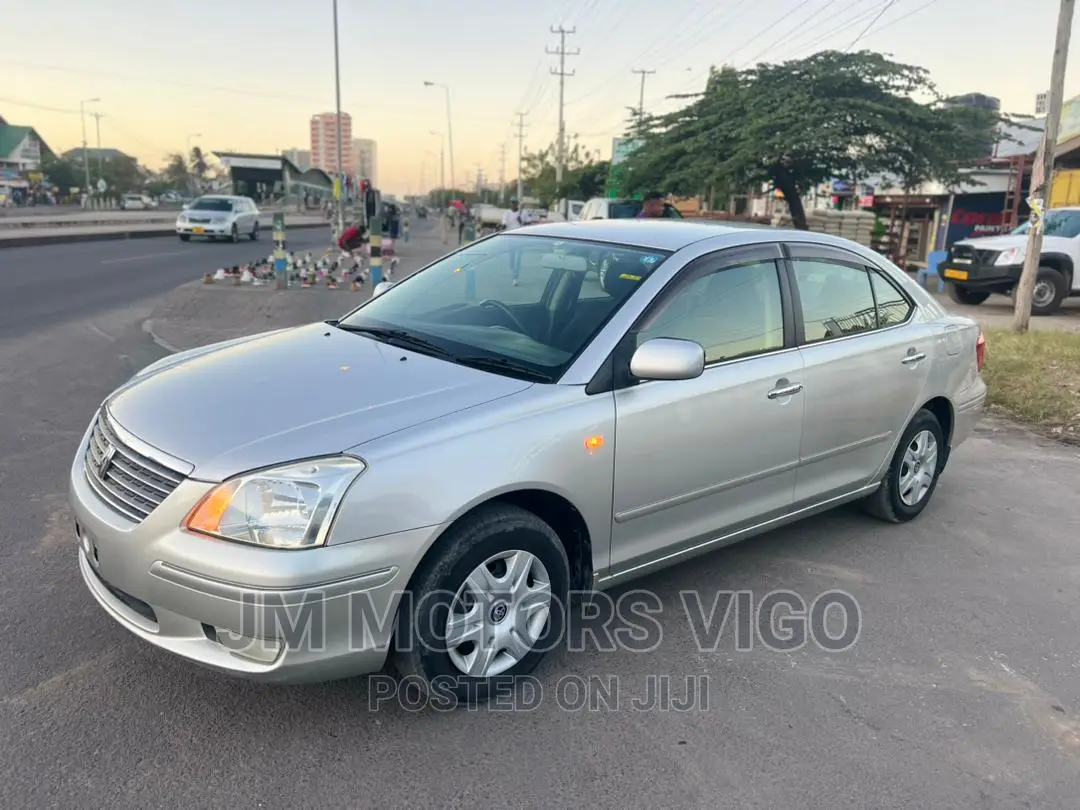 Toyota Premio 2002 Silver