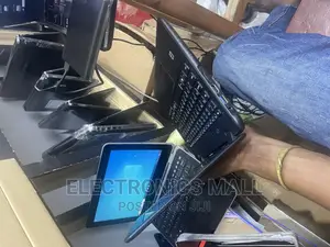 Laptop Lenovo 300e 4GB Intel SSD 128GB