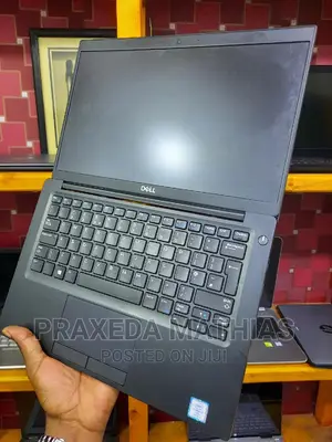 Laptop Dell Latitude 7390 8GB Intel Core I7 SSD 256GB