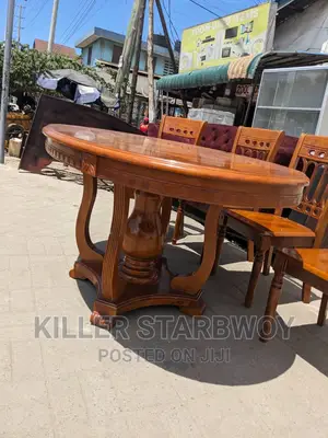 Rounded Dinning Table