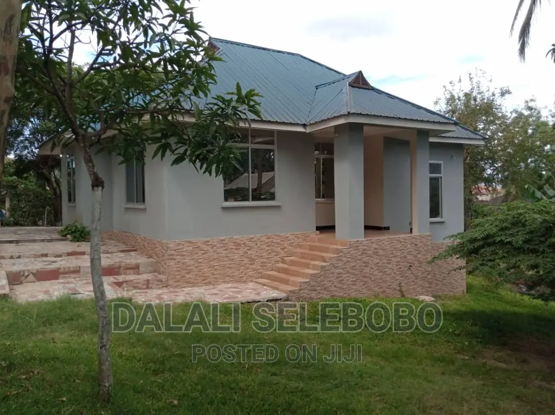 3bdrm Bungalow in Kimara Temboni for rent