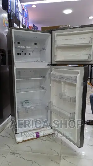 LG Refrigerator -Freezer GN-B202SQBB