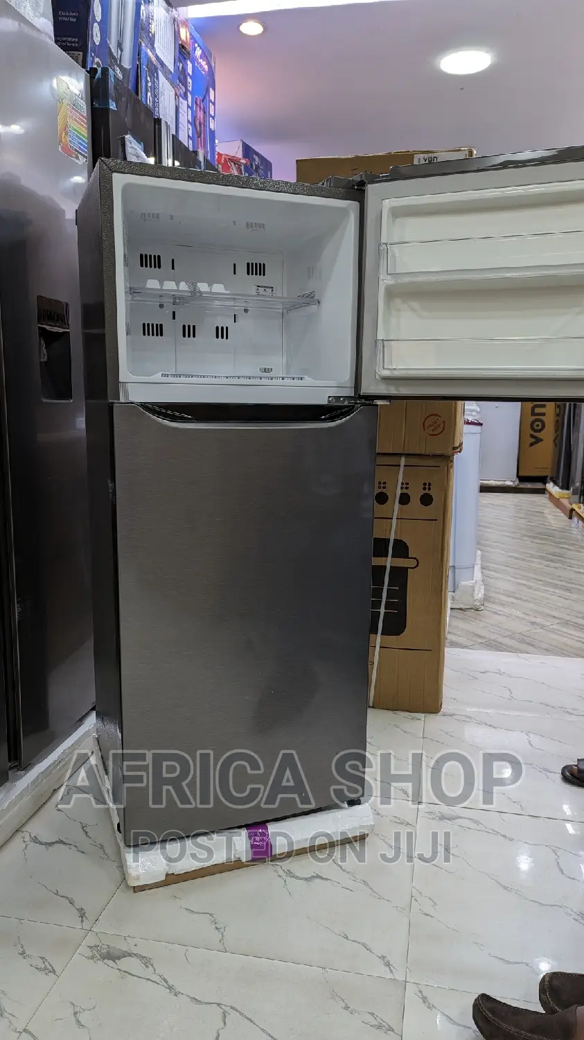 LG Refrigerator -Freezer GN-B202SQBB