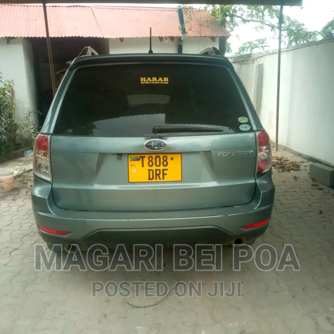Subaru Forester 2005 Burgundy