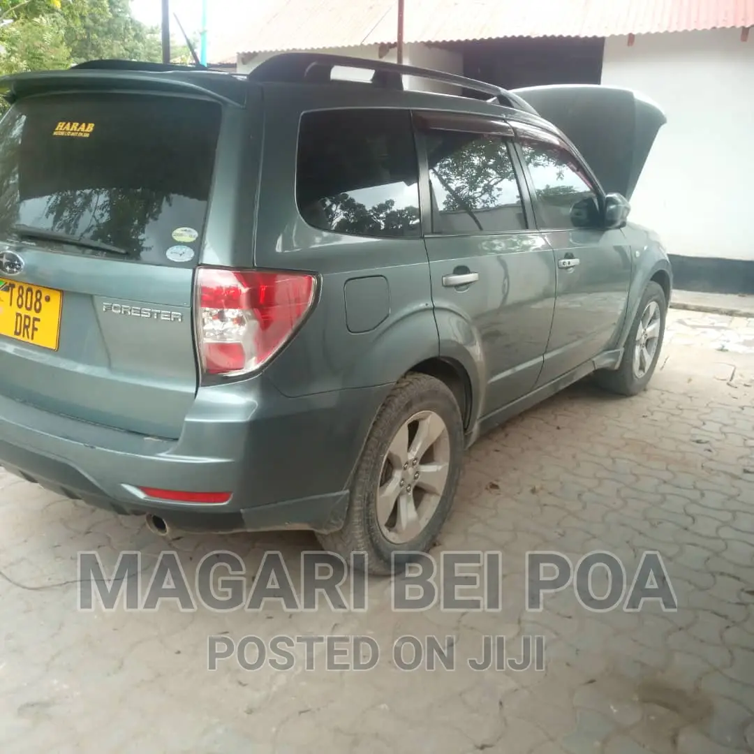 Subaru Forester 2005 Burgundy