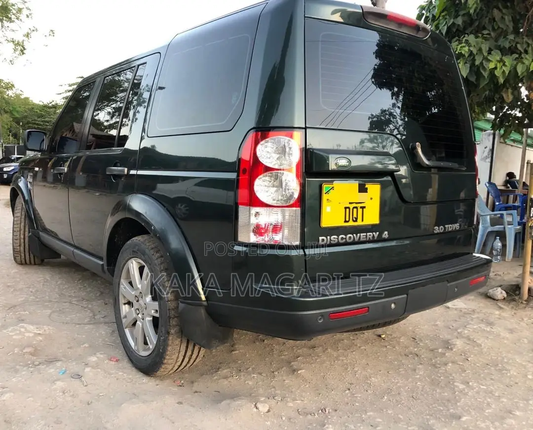 Land Rover Discovery 2011 Green