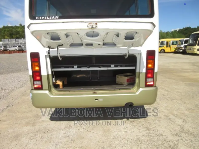 Nissan Civilian 2002 White