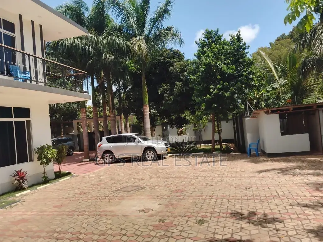 4bdrm House in Bunju, Kinondoni for sale