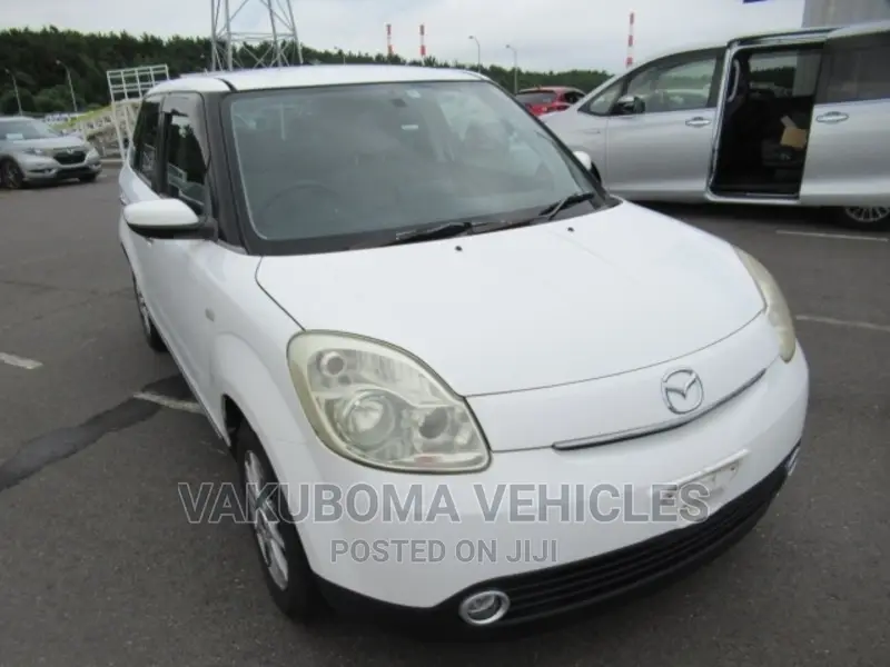 Mazda Verisa 2004 Pearl