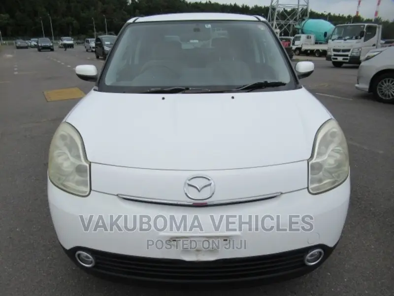 Mazda Verisa 2004 Pearl