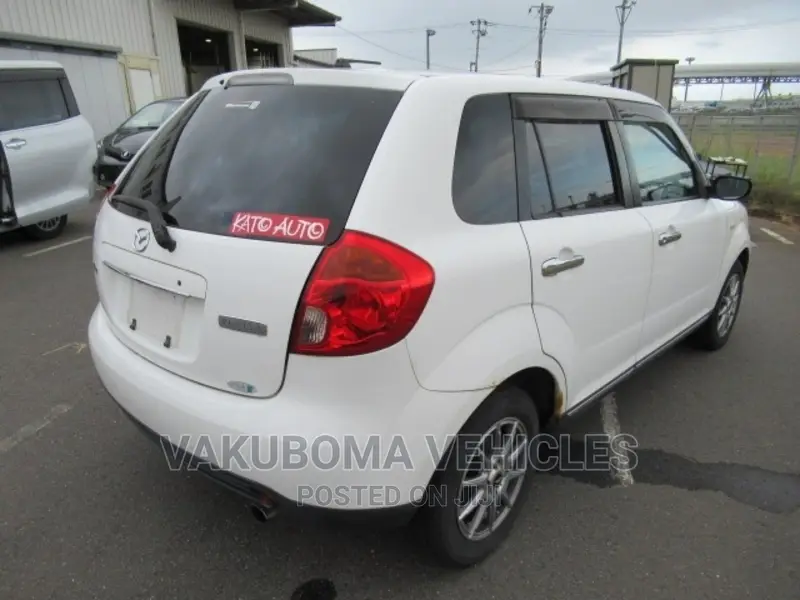 Mazda Verisa 2004 Pearl