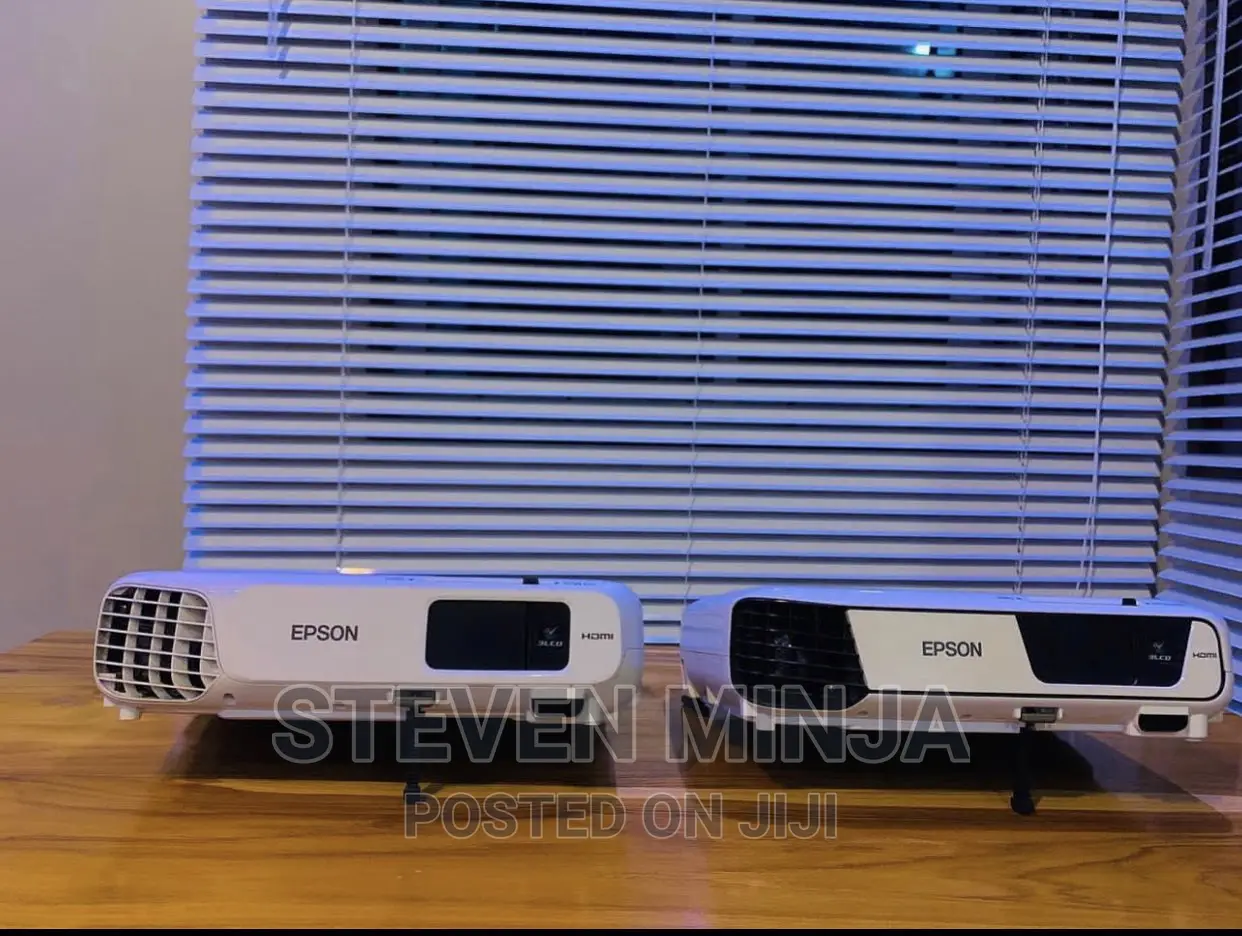 Projector for Renting ( Epson )