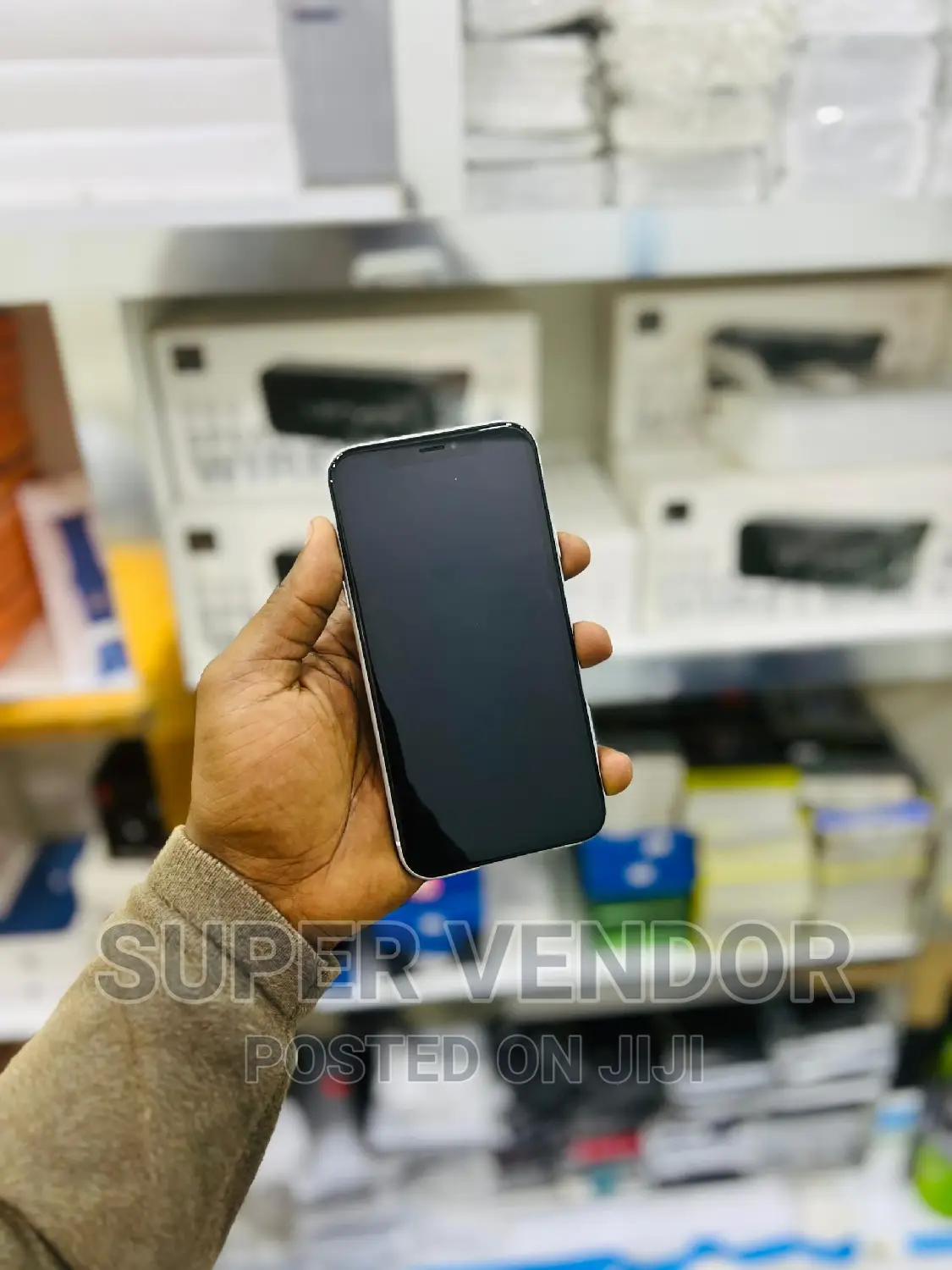 Apple iPhone XR 64 GB White