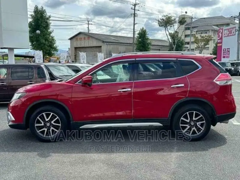 Nissan X-Trail 2014 Red