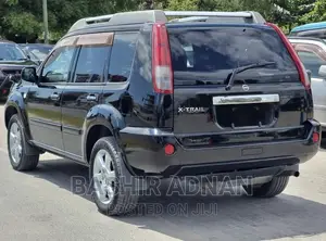 Nissan X-Trail 2.0 2005 Black