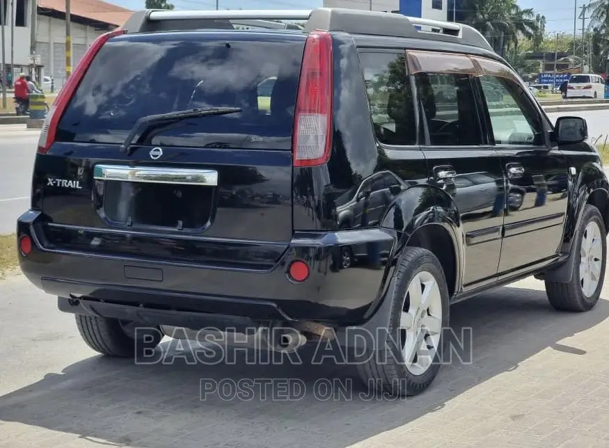 Nissan X-Trail 2.0 2005 Black