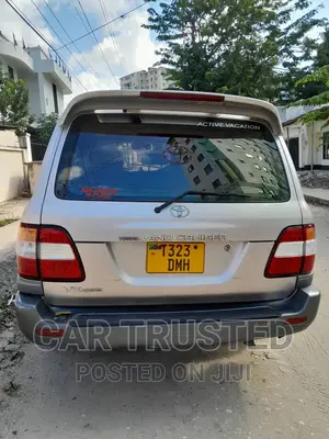 Toyota Land Cruiser HDJ 100 1998 Silver