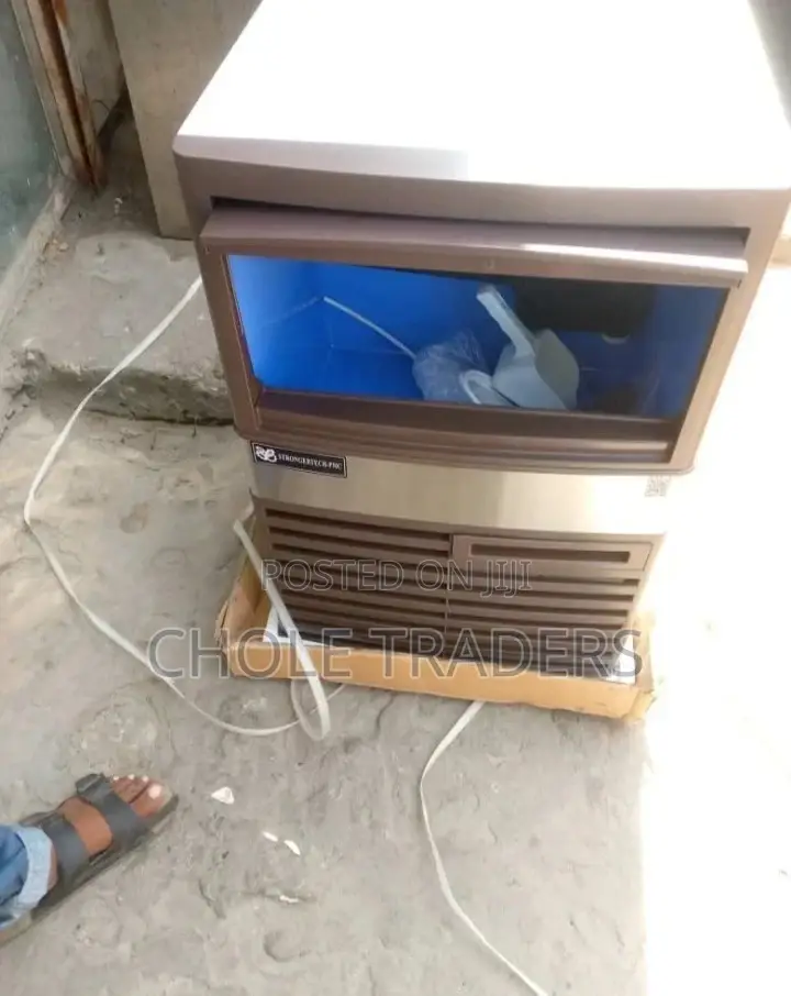 New-Model Strongtech Ice Cube Maker Machine (30kg-Capacity)