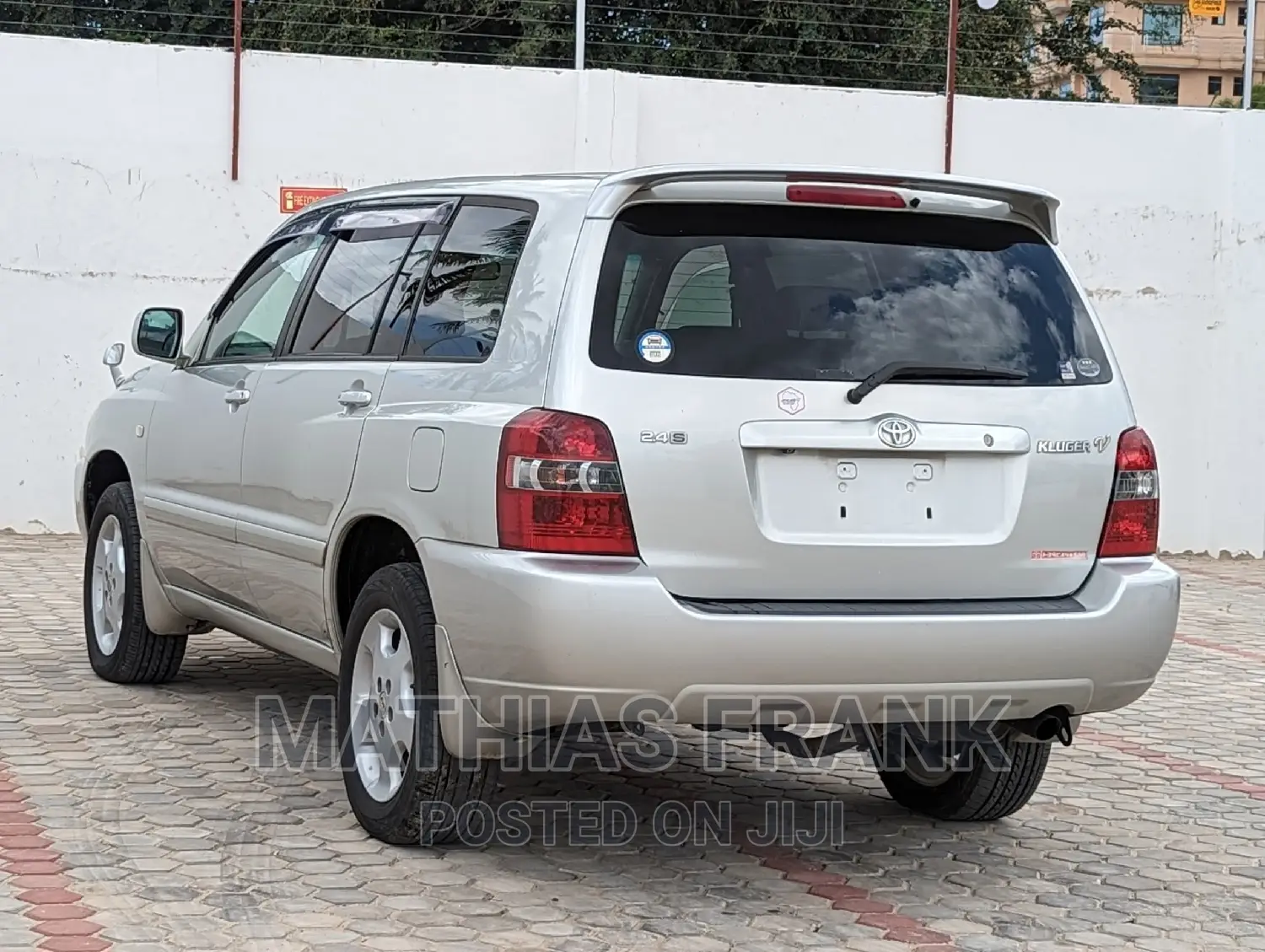 Toyota Kluger 2004 Silver