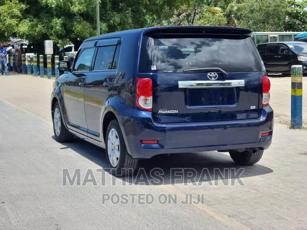 Toyota Corolla Rumion 2008 Blue