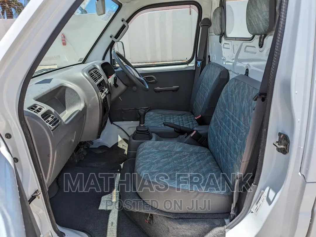 Mitsubishi Fuso Inauzwa