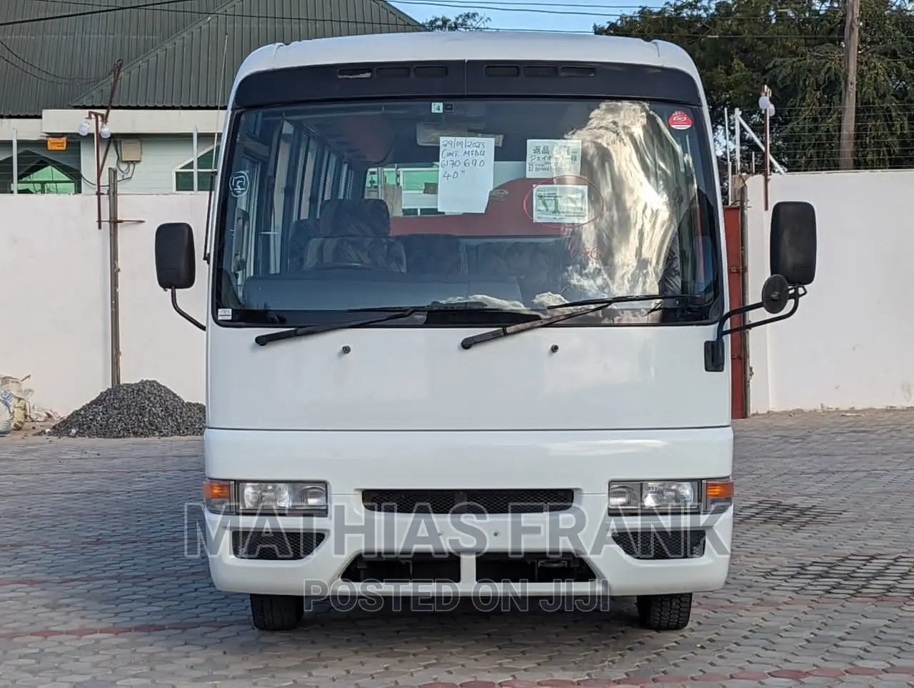 Nissan Civilian 2002 Silver