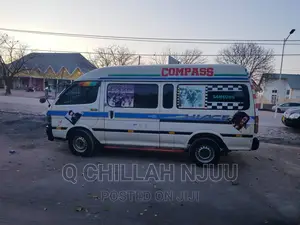 Toyota HiAce 1999 White