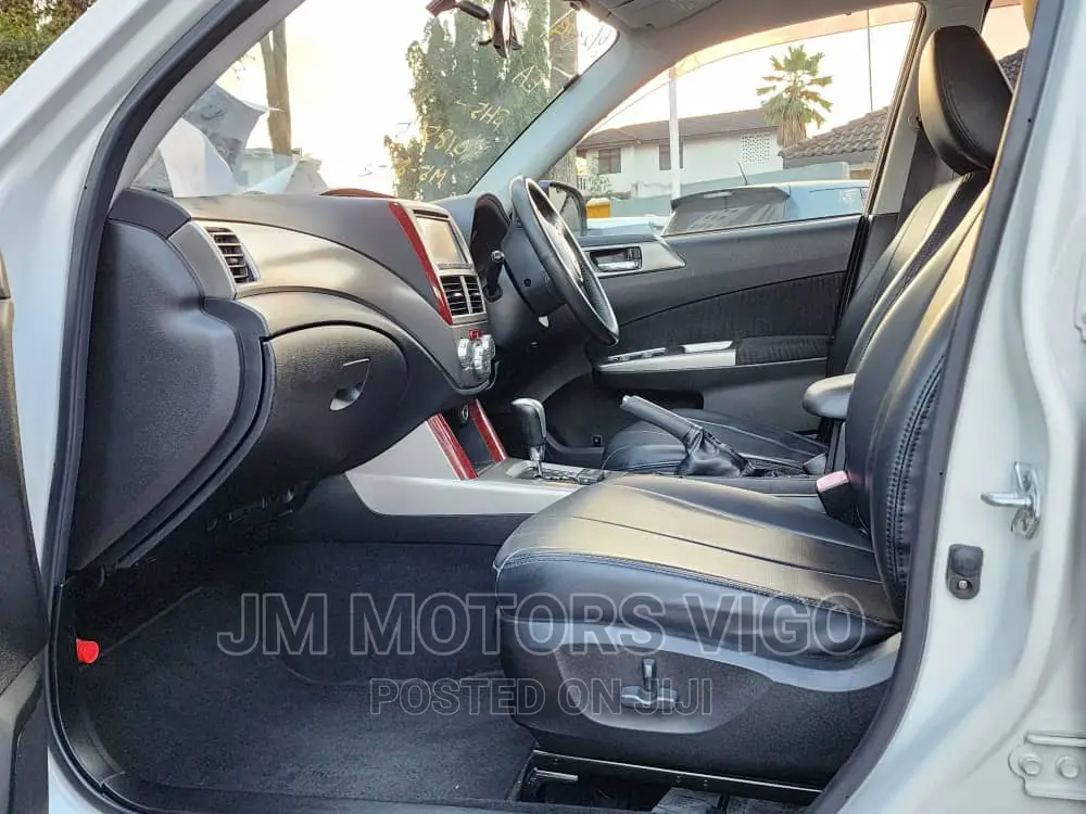 Subaru Forester 2009 Pearl