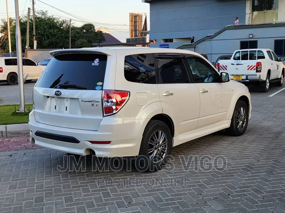 Subaru Forester 2009 Pearl
