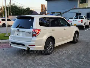 Subaru Forester 2009 Pearl