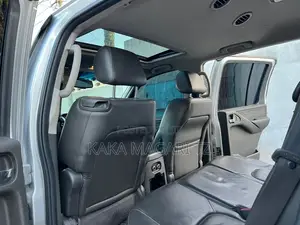 Nissan Pathfinder 2009 Silver