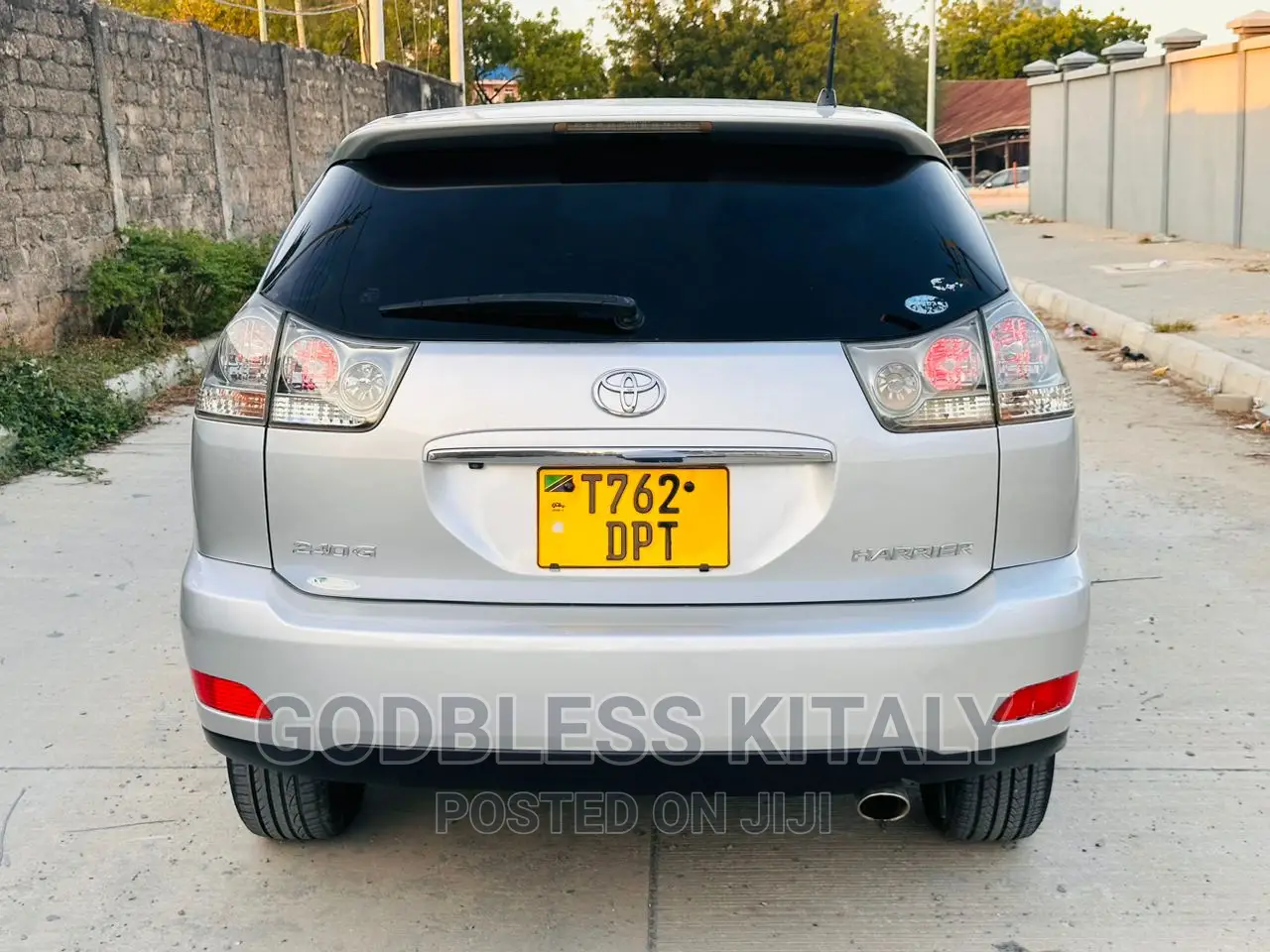 Toyota Harrier 2008 Silver