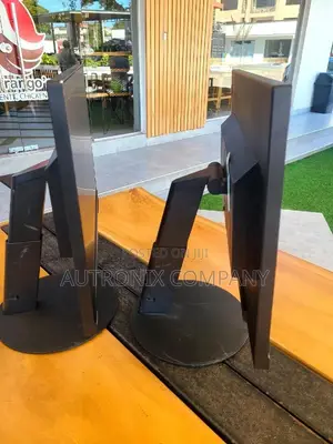 Lenovo Frameless Monitors Screen 24inches