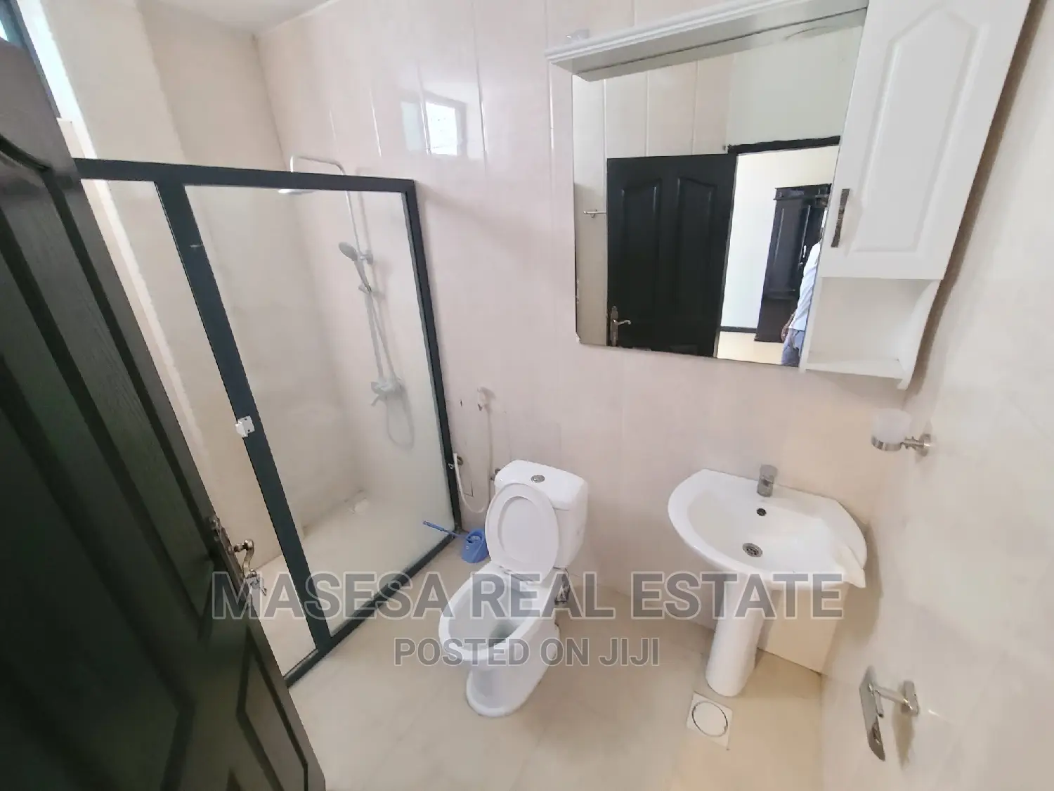 Furnished 2bdrm Apartment in Msasani for rent
