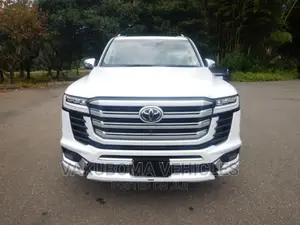 Toyota Land Cruiser Prado 2022 Pearl